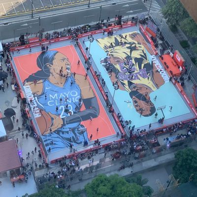 Nike – Hyper Court 2.0